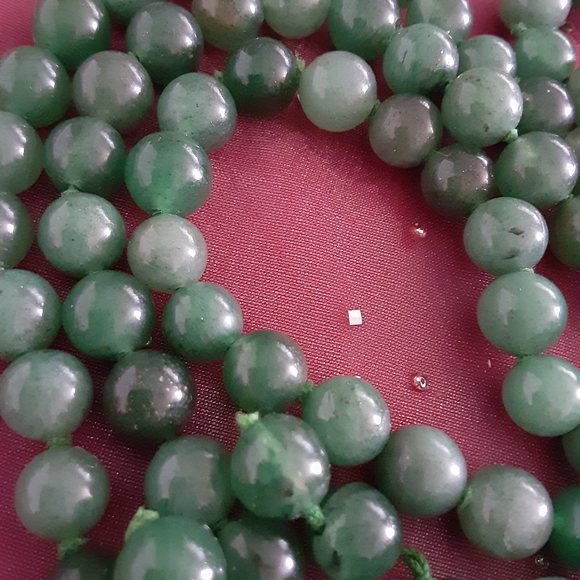 Guatemala Jade precious natural stones - Picture 5 of 15
